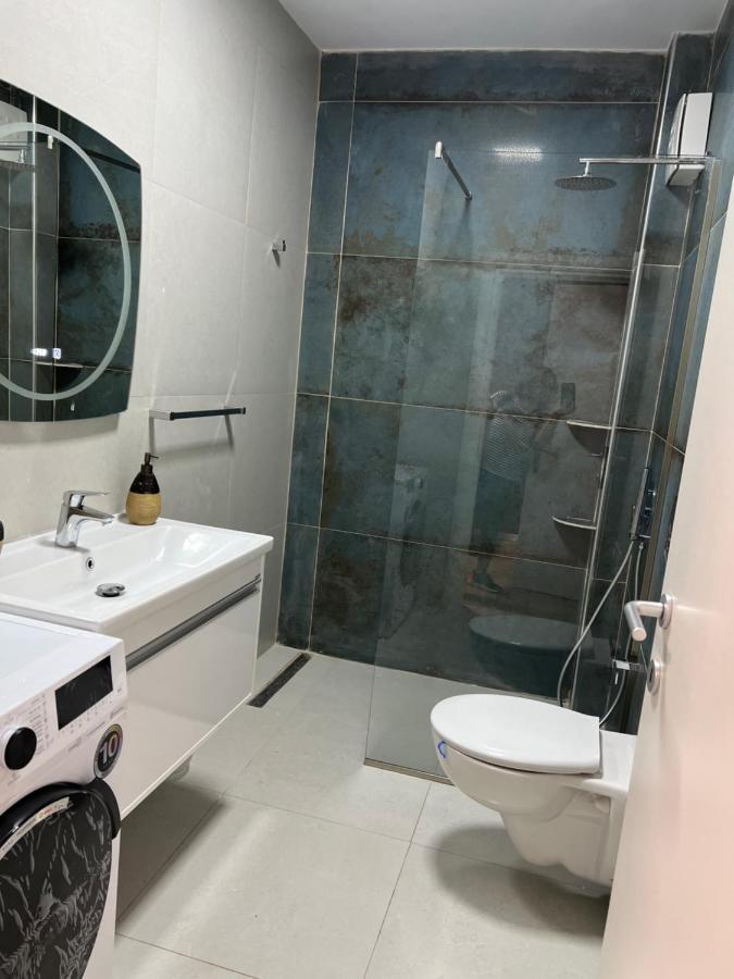 Amion Apartment In Center Of تيرانا المظهر الخارجي الصورة