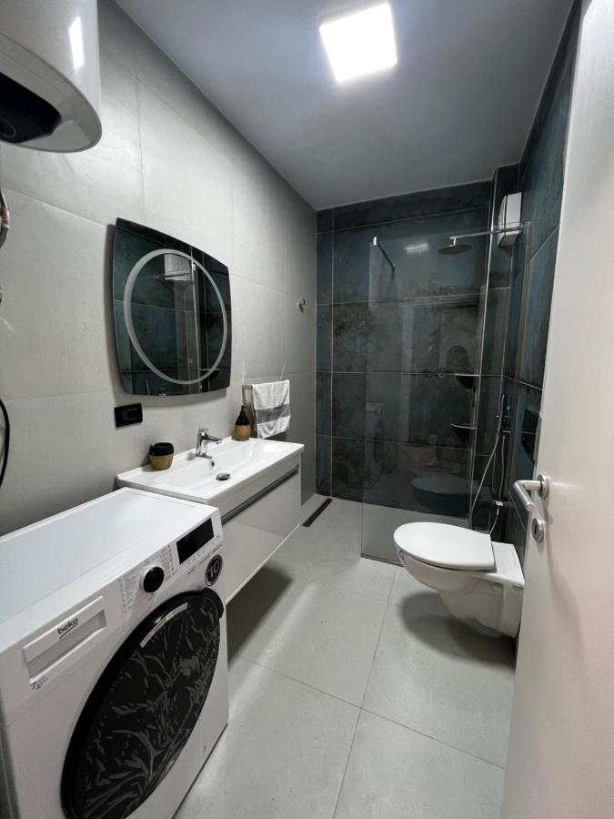 Amion Apartment In Center Of تيرانا المظهر الخارجي الصورة