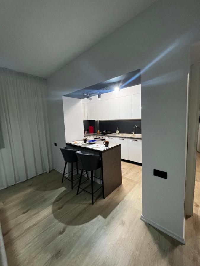 Amion Apartment In Center Of تيرانا المظهر الخارجي الصورة
