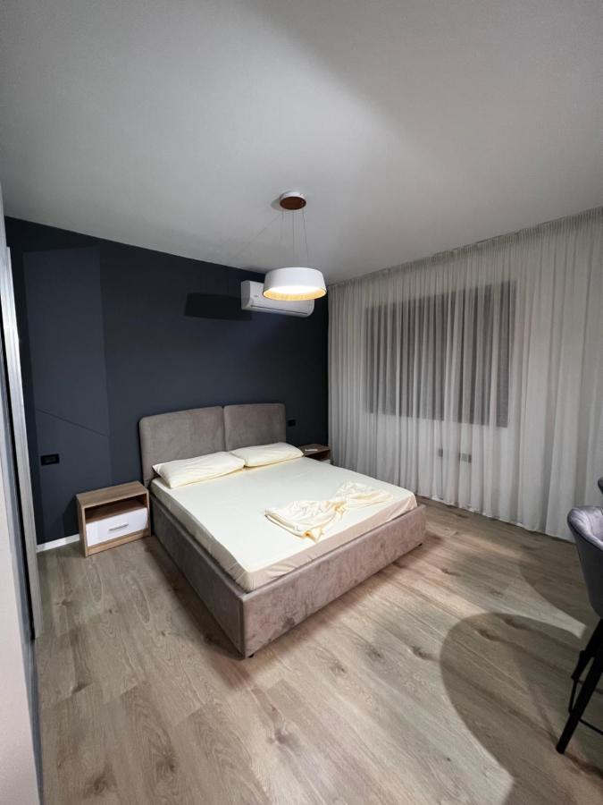 Amion Apartment In Center Of تيرانا المظهر الخارجي الصورة