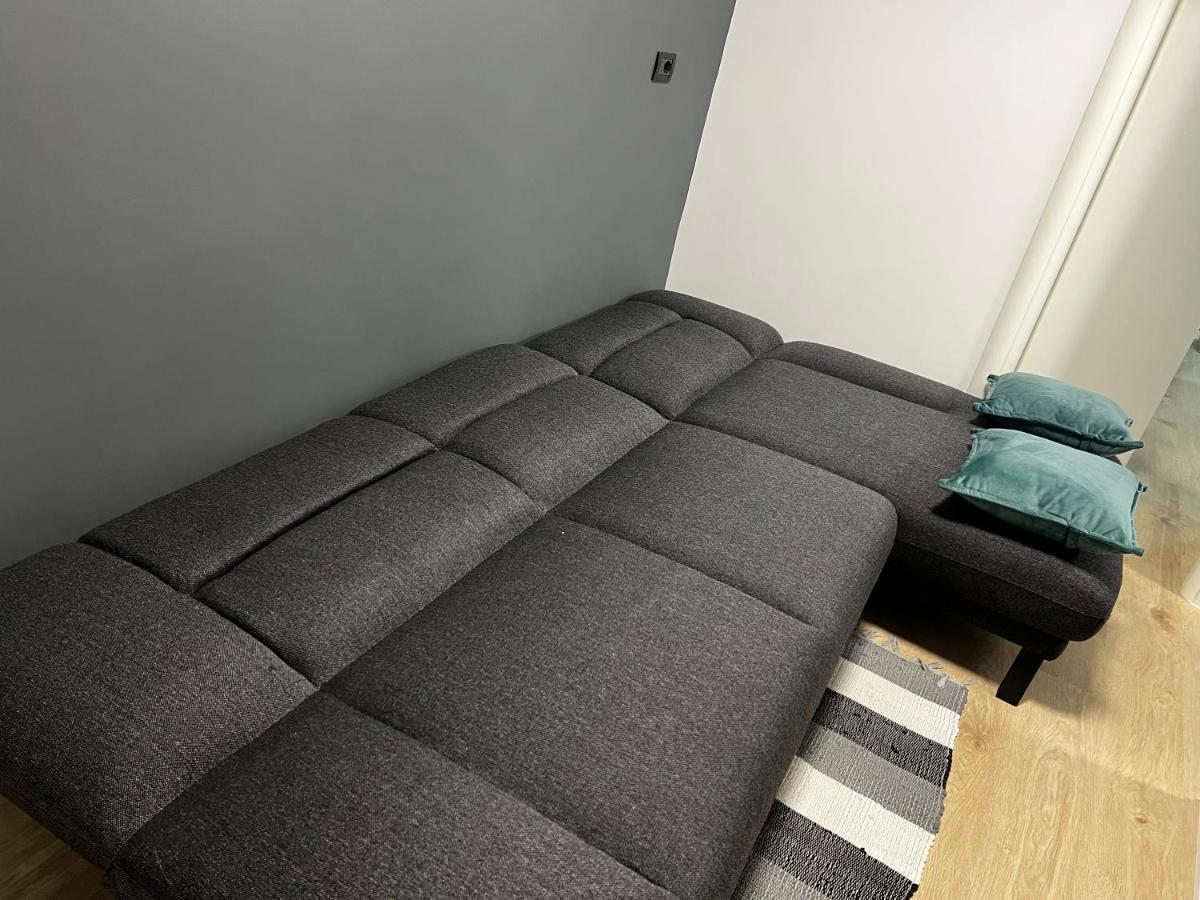 Amion Apartment In Center Of تيرانا المظهر الخارجي الصورة